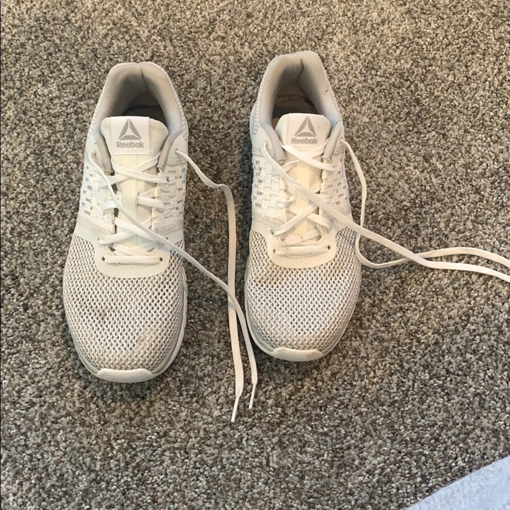 white reebok women's pt prime runner shoes